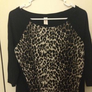 🚨🚨5 for $20 Animal print long sleeve